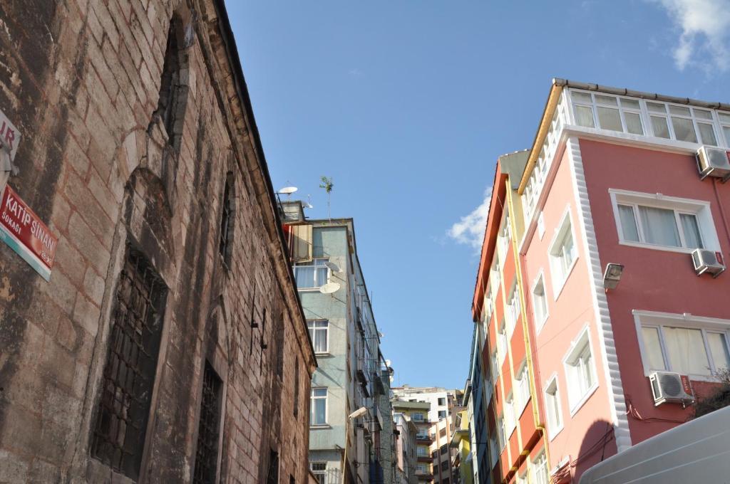 Huxley Hotel And Aparts Old City — Foto 3